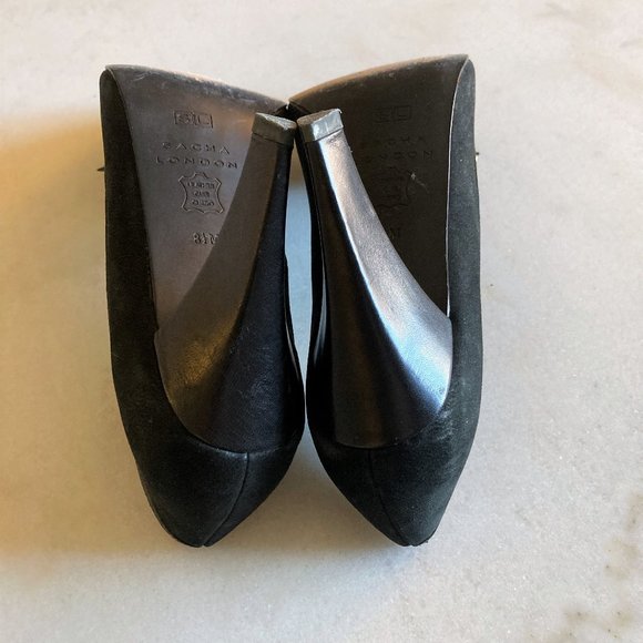 Sacha London black leather high heel pump shoes, western / boho, gold hardware - Picture 9 of 10